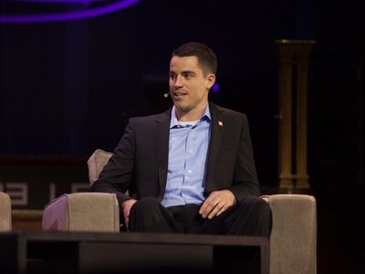 'Bitcoin Jesus' Roger Ver Now Backs Dogecoin — And Has This To Say About Elon Musk's Twitter Takeover