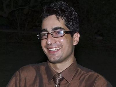 IAS Shah Faesal to rejoin administrative service after trying his luck in politics