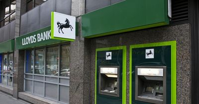 Hundreds of Lloyds, Halifax and Bank of Scotland customers hit by payment delays