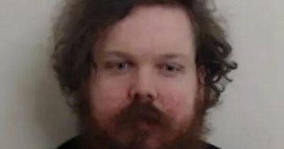 Barlinnie con still harassed ex from jail cell after flying 10,000 miles from Australia to stalk her