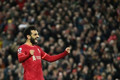 Mohamed Salah and Sam Kerr win English football writers' awards