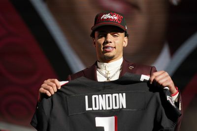 Drake London had a nonchalant response to the other Drake’s enormous bet on his draft selection