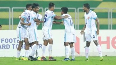 Bengal storm past Manipur, set up summit clash against hosts Kerala