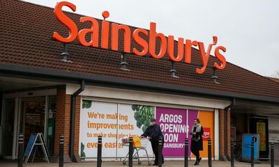 Sainsbury’s and Tesco criticised for cutting extra Covid sick leave