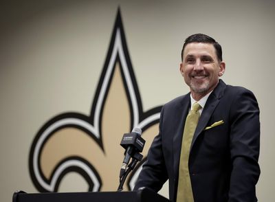 Dennis Allen has colorful analogy for managing Trevor Penning’s mean streak