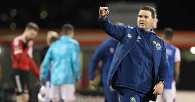 Linfield v Coleraine: David Healy doesn't expect any title favours from Clean Sweep heroes