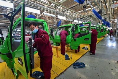 China factory activity dips to lowest in two years: official data