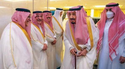 Saudi King Salman Arrives in Makkah