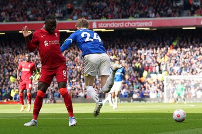 Everton boss Frank Lampard defends Anthony Gordon against diving claims