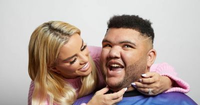 Harvey Price 'swarmed' by girls as he appears at nightclub alongside with mum