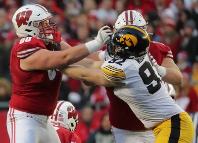 Expert grades for Rams drafting Logan Bruss in 3rd round