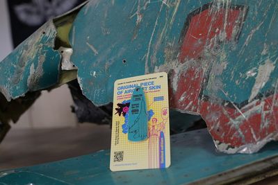 Ukrainian forges plane wreckage into key fobs to fund war effort