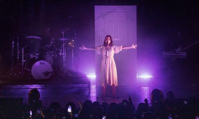 Mitski review – a triumphant return for the poet laureate of outsiders