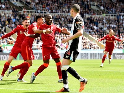 Naby Keita keeps Liverpool on Man City’s coattails after narrow win at in-form Newcastle