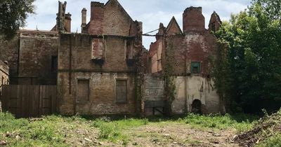 Ghost hunting team capture 'clear terrifying spirit' at Annesley Hall