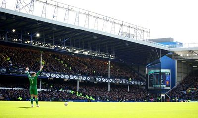 Survival of Everton and Lampard may hinge on creaking Goodison Park