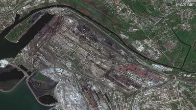 Small group of civilians evacuated from Mariupol steel plant