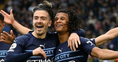 'They know' - Gary Neville spots Man City bench reaction to second goal against Leeds