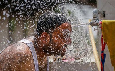 What is causing the intense heat in north, west, central and east India?