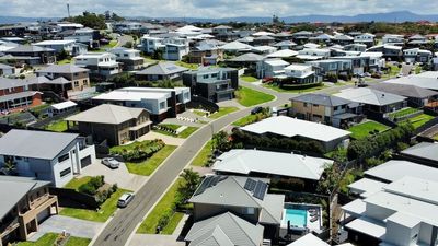 Labor announces 'shared-equity' scheme for homebuyers ahead of Federal Election