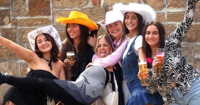 Revellers flock to pubs and bars as sizzling Bank Holiday weather set to hit 18C