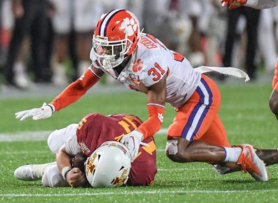 Eagles sign former Clemson CB Mario Goodrich to a massive undrafted free agent deal