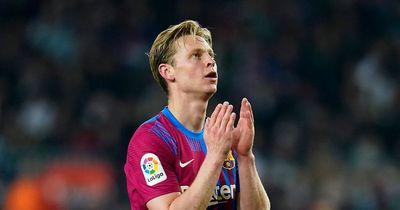 Xavi issues update on Frenkie de Jong's Barcelona future amid Manchester United transfer links