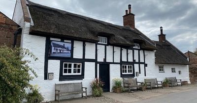 Peaceful circular walk in Wirral countryside with a thatch pub along the way
