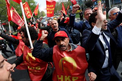 Turkish police detain dozens in May Day demonstrations