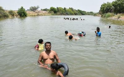 Andhra Pradesh: Temperatures soar in State, Kurnool is hottest at 43.4° C