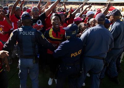 Protesting miners stop speech by South Africa's president