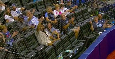 A Rays fan made the easiest play on a foul ball that you’ll ever see