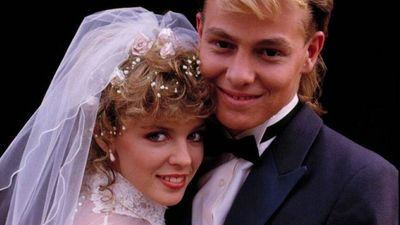 Neighbours stars Kylie Minogue and Jason Donovan to return for series finale