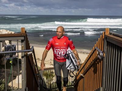 Another lay day at Margaret River surfing