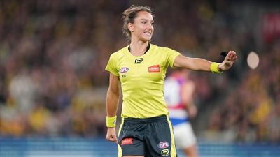 Female football umpires abused, harassed, forced to change in front of male colleagues, report finds