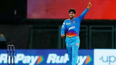 Rohit Sharma behind Kuldeep Yadav's resurgence, Virat Kohli preferred Axar Patel because of his batting capabilities, says Kuldeep's childhood coach