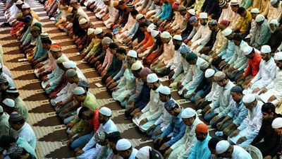 Mumbai: Morning prayers, endless feasts to mark Eid on Tuesday