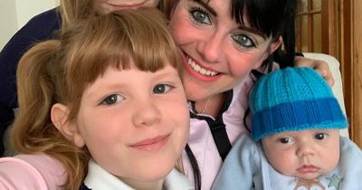 Mum who downed two bottles of wine a night ditches booze to become bodybuilder