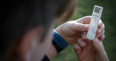 Early signs of Omicron and the symptoms affecting the fully vaccinated