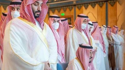 Saudi King Performs Eid Prayer at the Grand Mosque