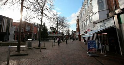 Off-duty police officers detain Beeston handbag thief