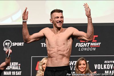 Dan Hooker announces return to lightweight: ‘I couldn’t make 145 if I wanted to’