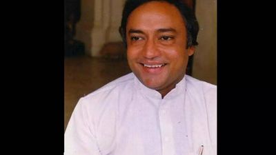 Madhya Pradesh: Congress, BJP netas spar on Twitter over ganja