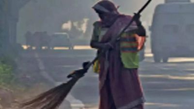 Visakhapatnam gets second place in country in Swachh Survekshan-2022 feedback