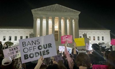 What is Roe v Wade and how does it affect abortion rights in the US?