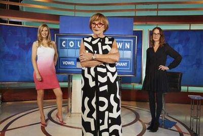 Anne Robinson quits Countdown after only one year in job