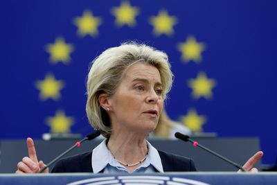 EU prepares oil sanctions against Russia as Hungary resists ban