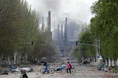 Ukraine war: Russians step up attack on steel steel plant in Mariupol as civilians remain trapped