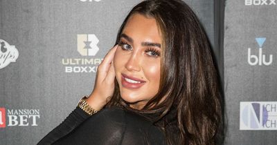 Lauren Goodger plans to give birth in a 'stable' at home while baby Larose is asleep