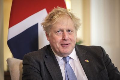 Boris Johnson confirms £300m aid to Ukraine in address to country’s MPs